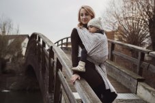 Šátek Flora Café Latte 5,2 m Lenire